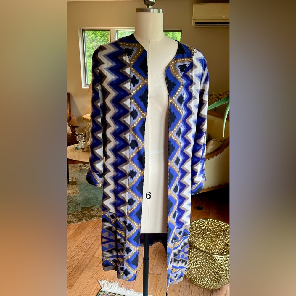Chico's Blue and White Zigzag Blazer size 0 / small